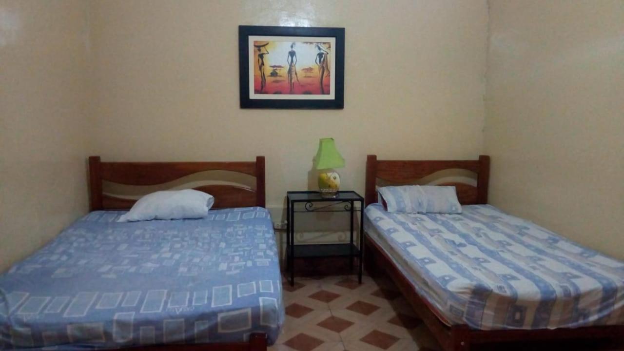 Hostal Virrey & Tours Trujillo Exterior photo