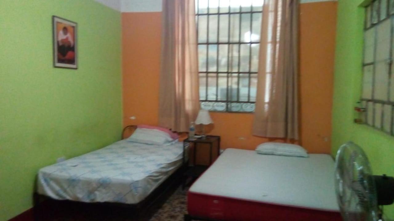 Hostal Virrey & Tours Trujillo Exterior photo