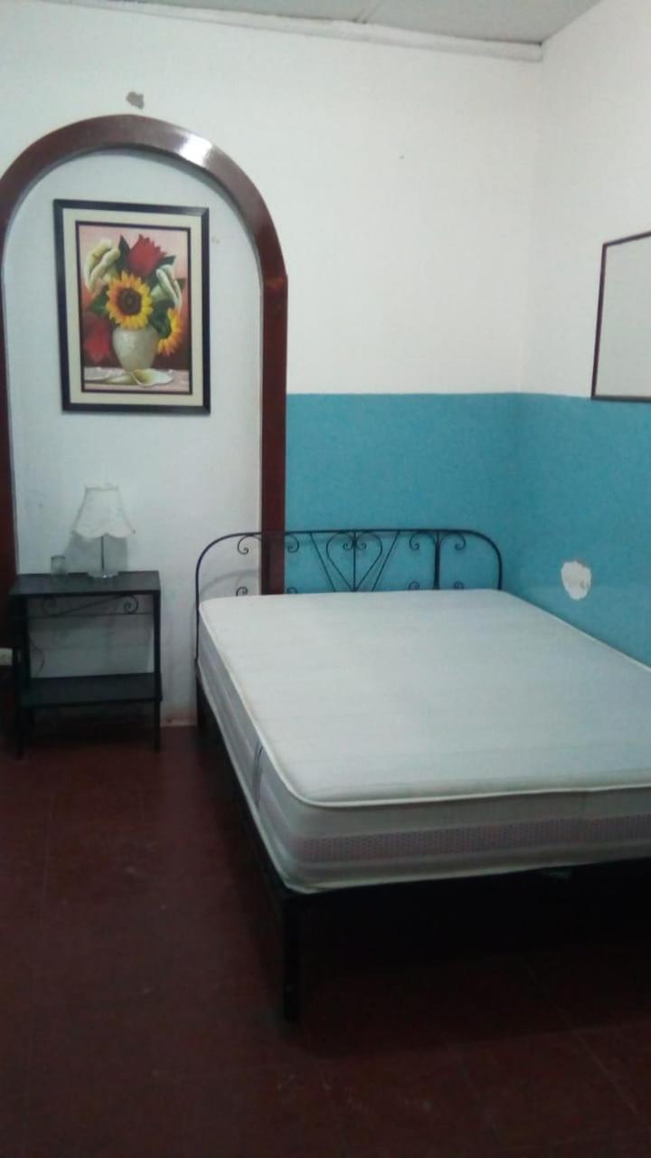 Hostal Virrey & Tours Trujillo Exterior photo